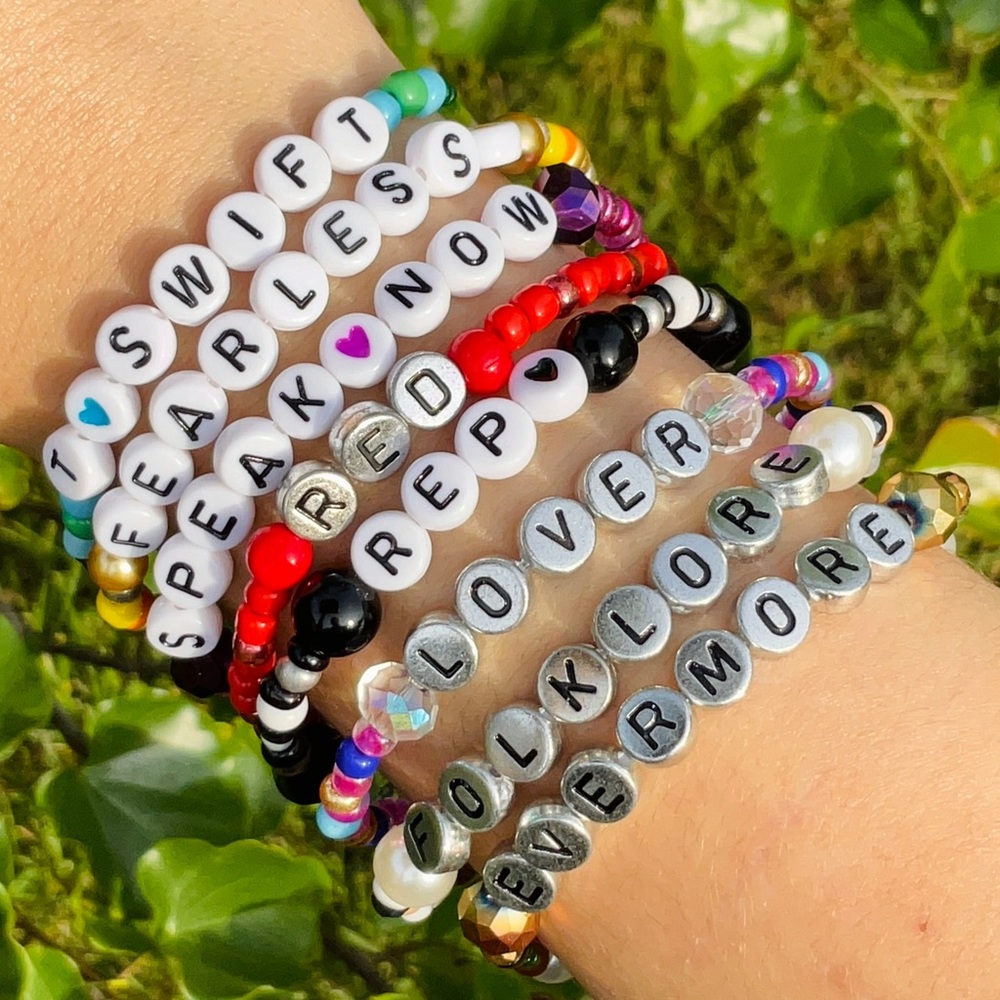 Taylor Swift Fearless Handmade Bracelet - Picture 4 of 5